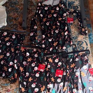 Christmas family Black Pajama Set with Santa and Gingerbread Print